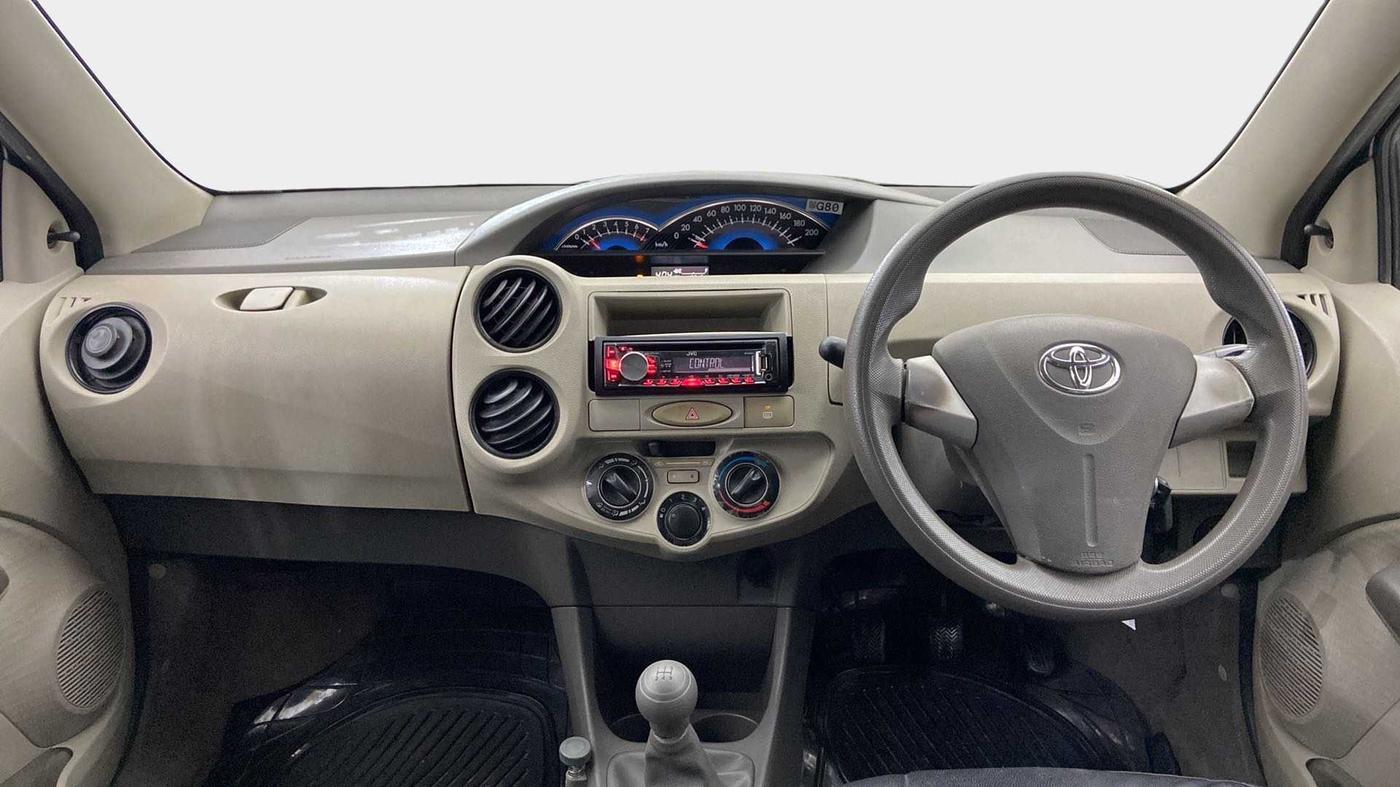 2016 Toyota Etios Liva G, Petrol, Manual, 20,036 km, Dashboard