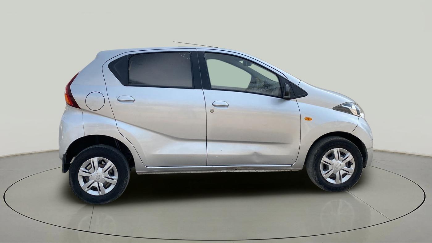 2017 Datsun Redi Go S, Petrol, Manual, 57,201 km, Right Side