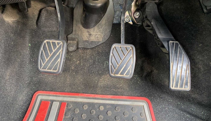 2022 Maruti S PRESSO VXI (O), Petrol, Manual, 34,811 km, Pedals