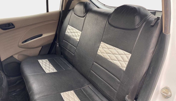 2020 Hyundai NEW SANTRO MAGNA, Petrol, Manual, 33,737 km, Right Side Rear Door Cabin