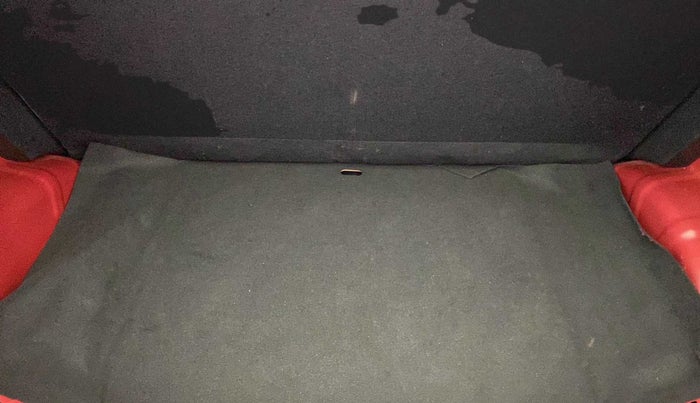 2018 Hyundai Eon ERA +, Petrol, Manual, 10,376 km, Boot Inside