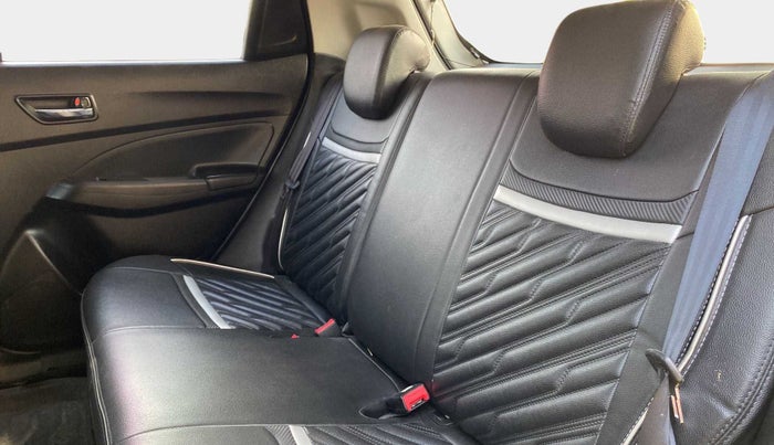 2018 Maruti Swift ZXI, Petrol, Manual, 43,302 km, Right Side Rear Door Cabin