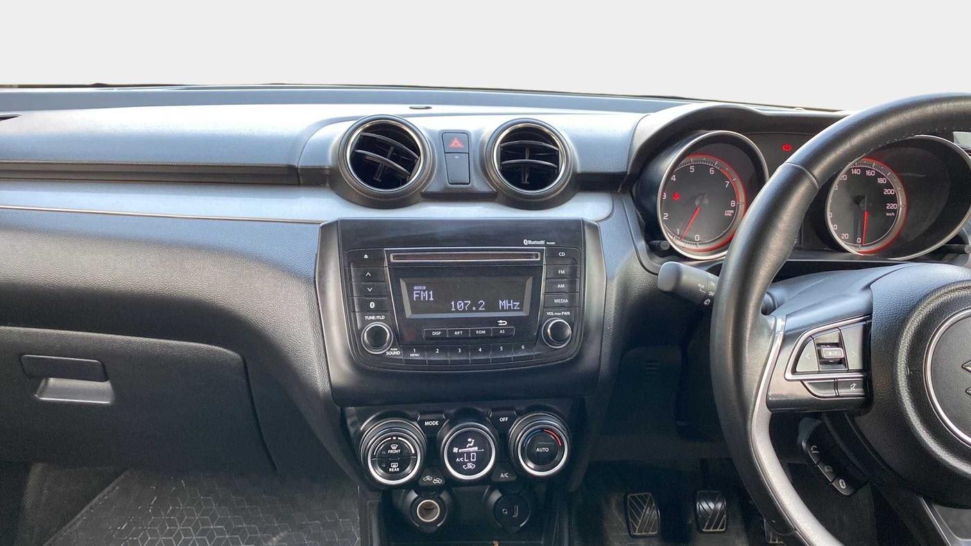2018 Maruti Swift ZXI, Petrol, Manual, 43,302 km, Air Conditioner