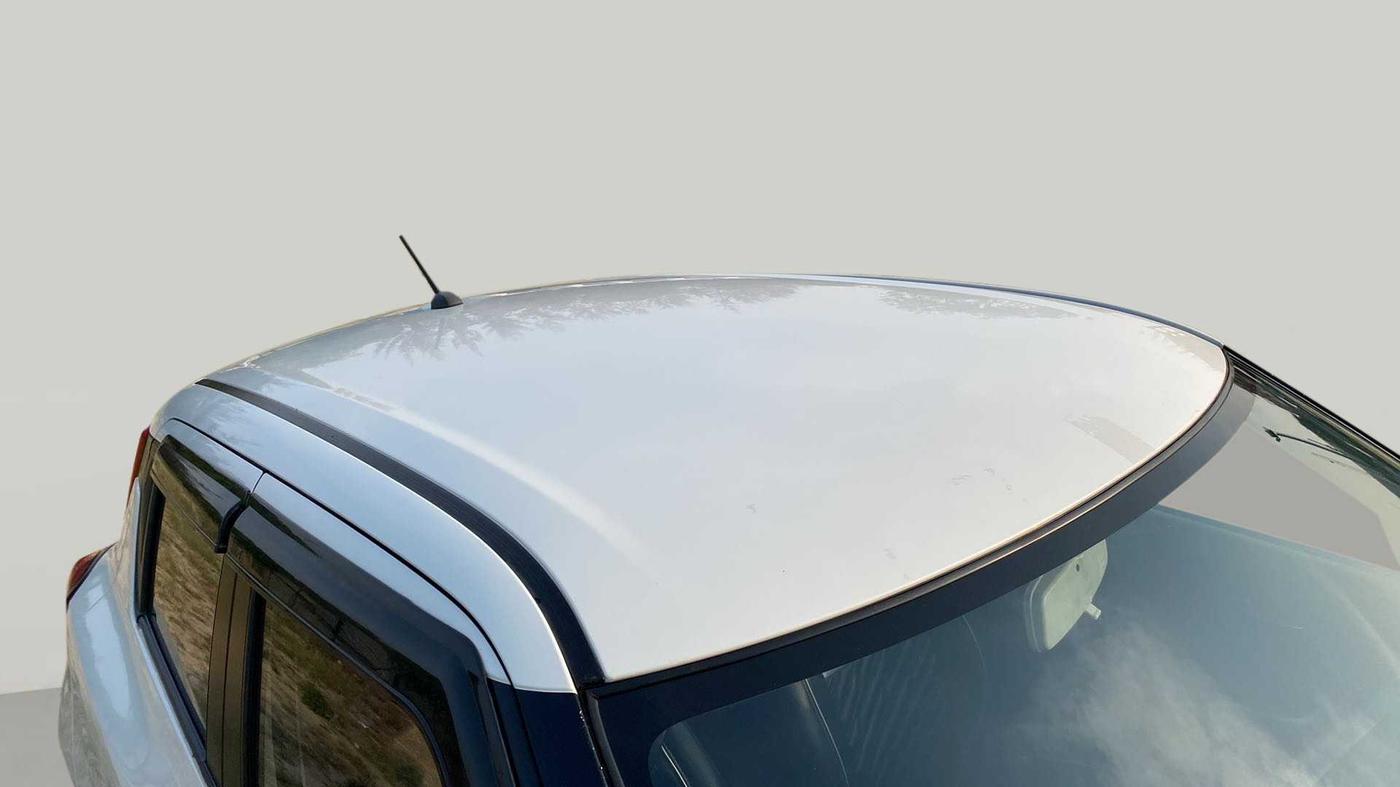 2018 Maruti Swift ZXI, Petrol, Manual, 43,302 km, Roof