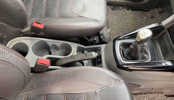 2017 Ford Ecosport TITANIUM + 1.5L DIESEL, Diesel, Manual, 99,266 km, Gear Lever