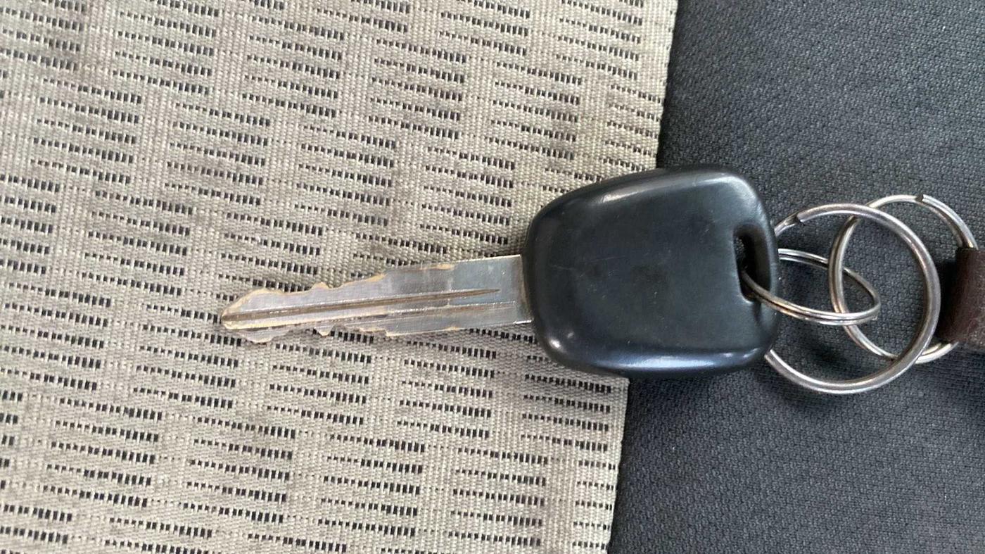 2019 Maruti Alto LXI, Petrol, Manual, 4,123 km, Key Close Up