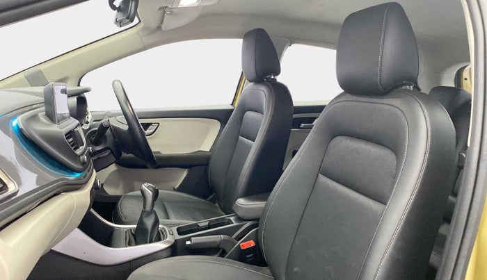 2021 Tata ALTROZ XZ PLUS I-TURBO PETROL, Petrol, Manual, 33,512 km, Right Side Front Door Cabin