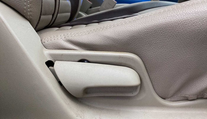 2014 Maruti Swift Dzire VXI, Petrol, Manual, 72,617 km, Driver Side Adjustment Panel