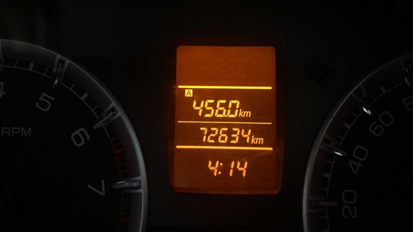 2014 Maruti Swift Dzire VXI, Petrol, Manual, 72,617 km, Odometer Image