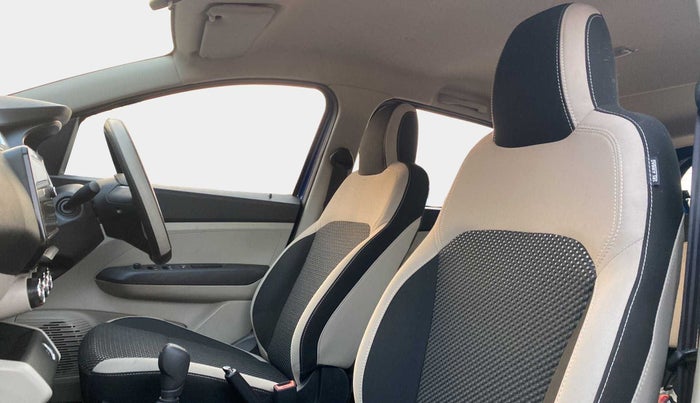 2021 Renault TRIBER RXZ AMT DUAL TONE, Petrol, Automatic, 16,016 km, Right Side Front Door Cabin