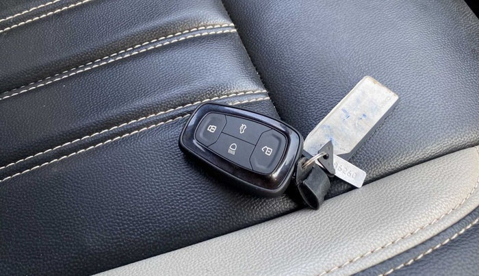2022 Tata PUNCH CREATIVE 1.2 MT KAZIRANGA EDITION , Petrol, Manual, 34,654 km, Key Close Up