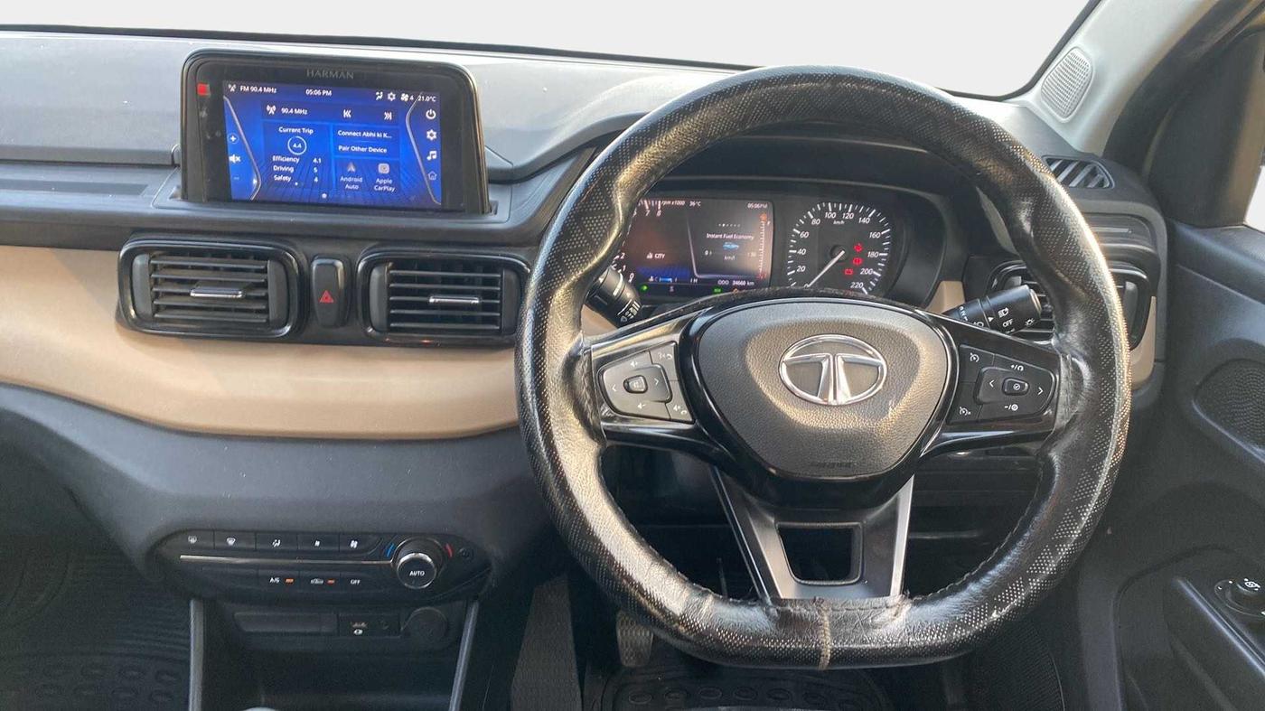 2022 Tata PUNCH CREATIVE 1.2 MT KAZIRANGA EDITION , Petrol, Manual, 34,654 km, Steering Wheel Close Up
