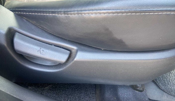 2018 Hyundai Grand i10 SPORTZ AT 1.2 KAPPA VTVT, Petrol, Automatic, 19,039 km, Driver Side Adjustment Panel