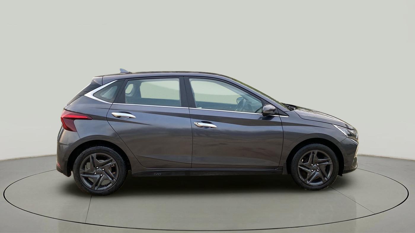2021 Hyundai NEW I20 SPORTZ 1.2 MT, CNG, Manual, 40,535 km, Right Side View