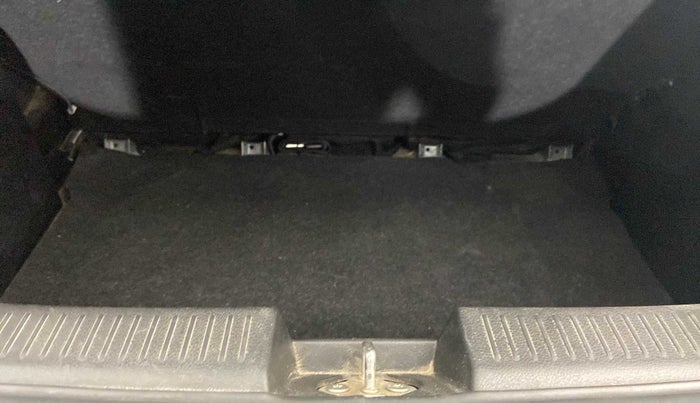 2022 Maruti Baleno DELTA PETROL 1.2, Petrol, Manual, 26,069 km, Boot Inside
