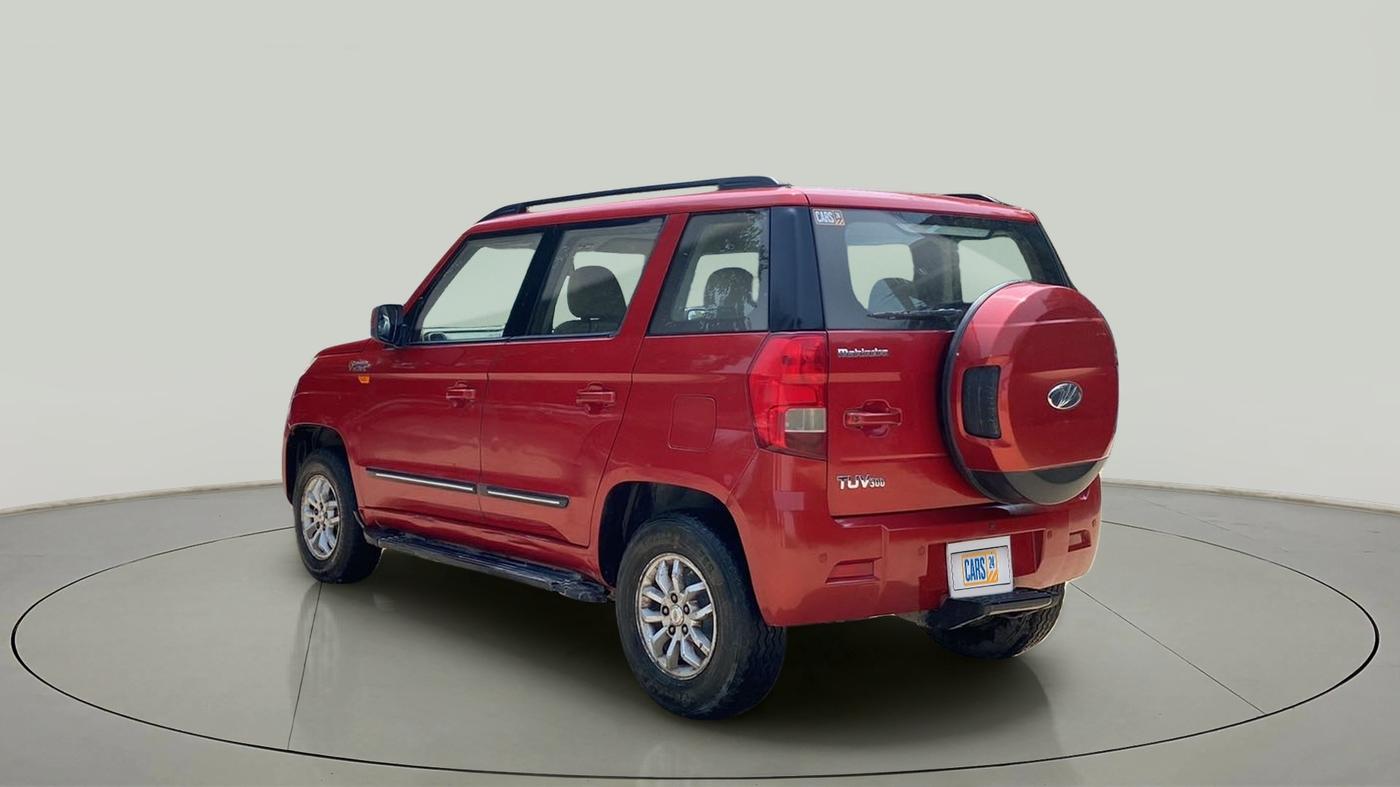 2016 Mahindra TUV300 T8, Diesel, Manual, 1,12,431 km, Left Back Diagonal