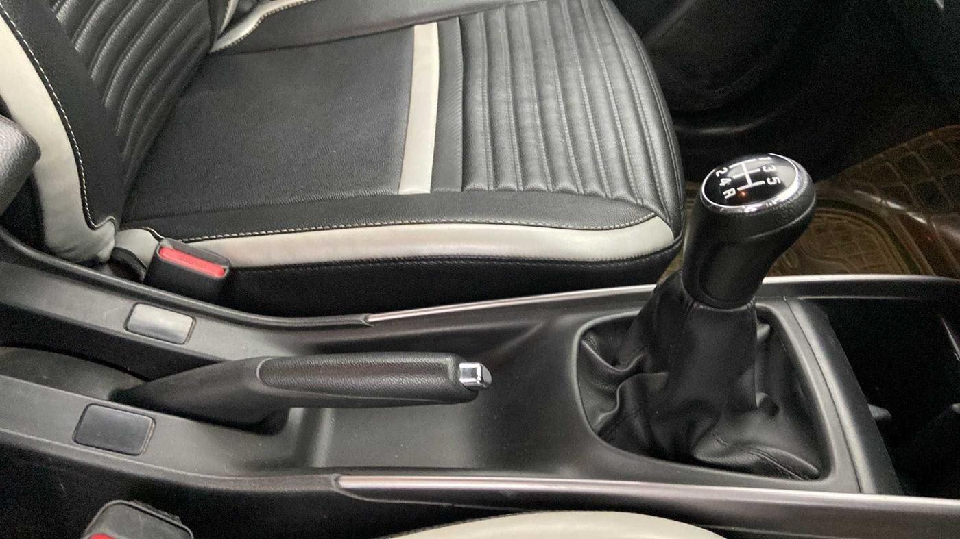 2019 Maruti Baleno ZETA PETROL 1.2, Petrol, Manual, 52,889 km, Gear Lever