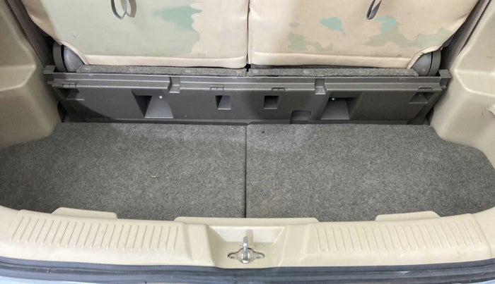 2022 Maruti Ertiga ZXI+ AT SHVS, Petrol, Automatic, 21,894 km, Boot Inside