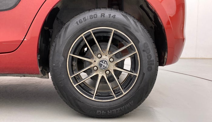 2012 Maruti Swift VXI, Petrol, Manual, 71,115 km, Left Rear Wheel