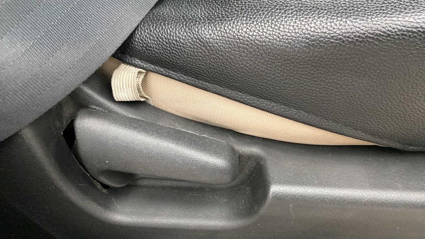 2018 Maruti Wagon R 1.0 LXI CNG, CNG, Manual, 65,038 km, Driver Side Adjustment Panel