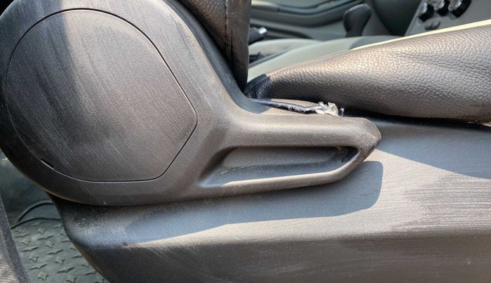 2021 Tata Tiago XT PETROL, Petrol, Manual, 12,903 km, Driver Side Adjustment Panel