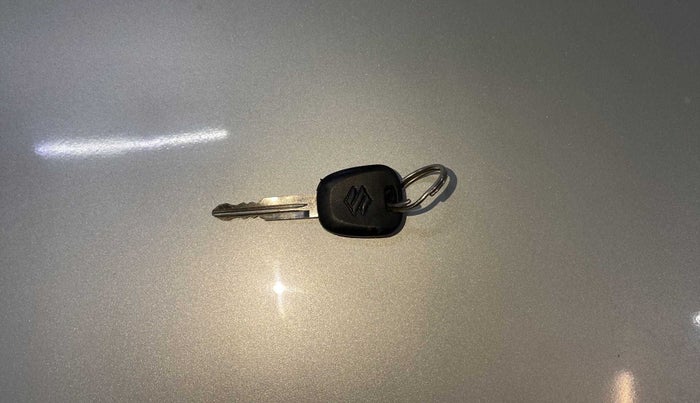 2018 Maruti Alto K10 VXI, Petrol, Manual, 87,939 km, Key Close Up