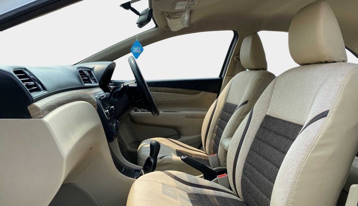 2021 Maruti Ciaz SIGMA 1.5 SHVS MT  PETROL, Petrol, Manual, 29,419 km, Right Side Front Door Cabin