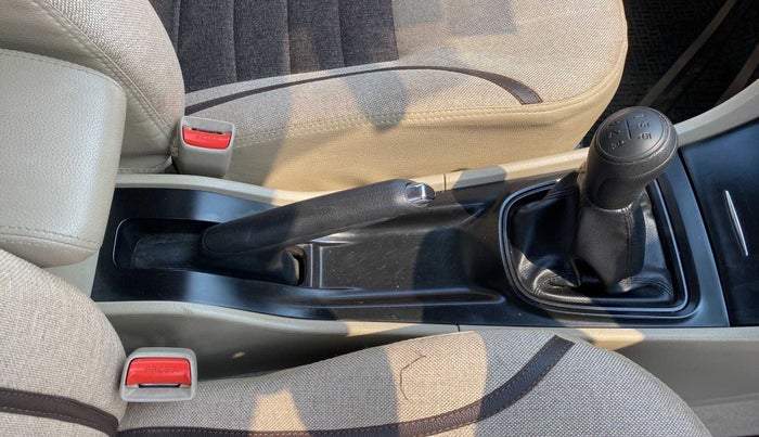 2021 Maruti Ciaz SIGMA 1.5 SHVS MT  PETROL, Petrol, Manual, 29,419 km, Gear Lever