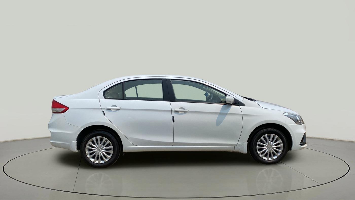 2021 Maruti Ciaz SIGMA 1.5 SHVS MT  PETROL, Petrol, Manual, 29,419 km, Right Side View