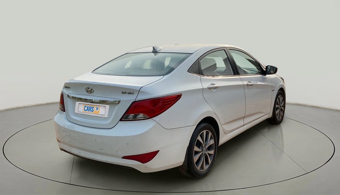 2016 Hyundai Verna FLUIDIC 4S 1.6 VTVT SX, Petrol, Manual, 54,877 km, Right Back Diagonal