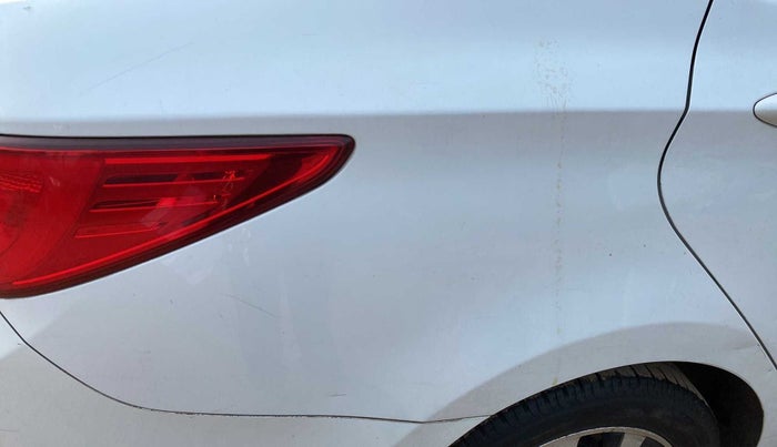 2016 Hyundai Verna FLUIDIC 4S 1.6 VTVT SX, Petrol, Manual, 54,877 km, Right quarter panel - Slightly dented