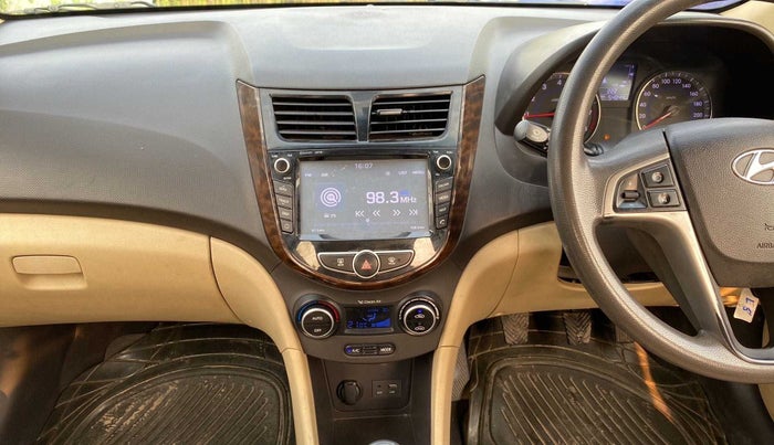 2016 Hyundai Verna FLUIDIC 4S 1.6 VTVT SX, Petrol, Manual, 54,877 km, Air Conditioner