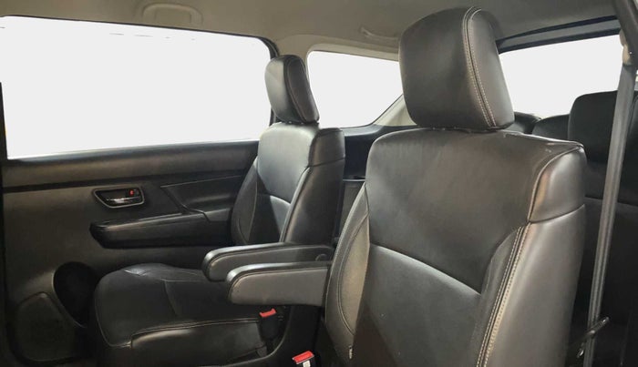 2019 Maruti XL6 ALPHA MT, Petrol, Manual, 40,047 km, Right Side Rear Door Cabin