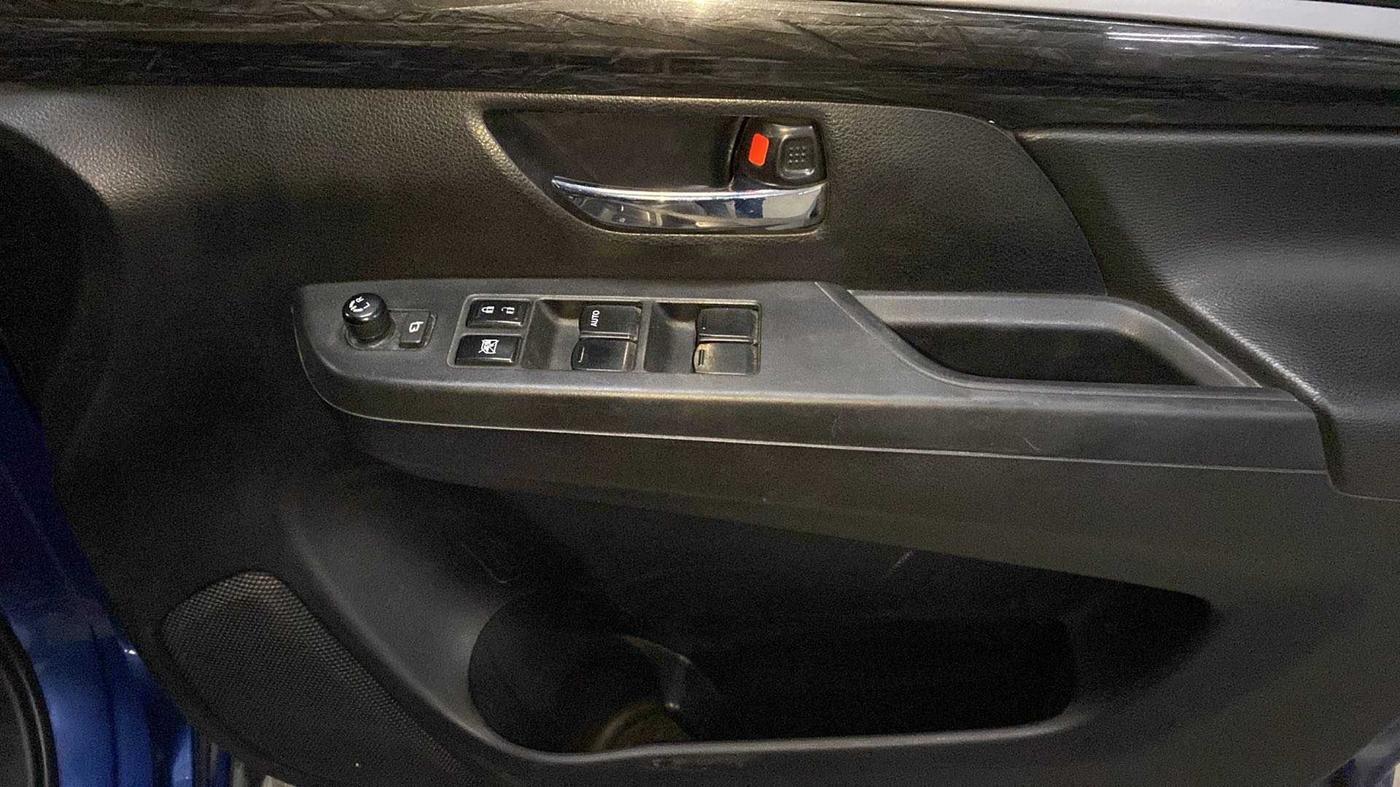 2019 Maruti XL6 ALPHA MT, Petrol, Manual, 40,047 km, Driver Side Door Panels Control