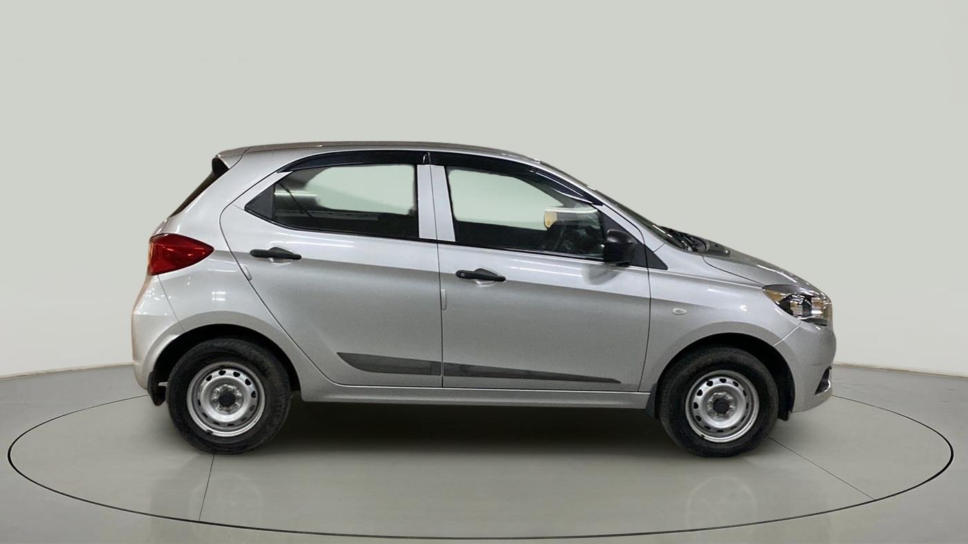 2018 Tata Tiago XE PETROL, Petrol, Manual, 10,376 km, Right Side View