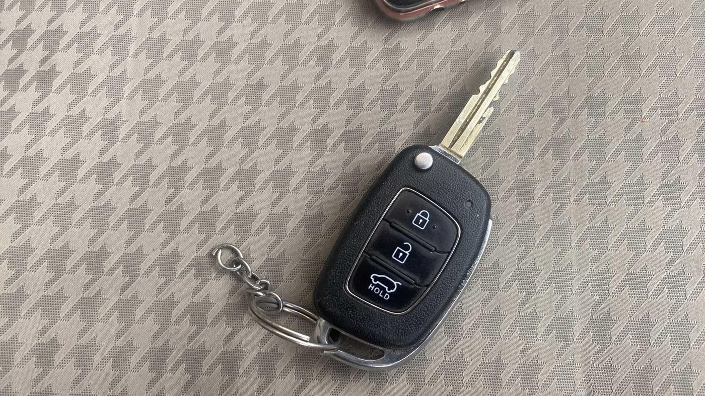 2019 Hyundai Elite i20 MAGNA PLUS 1.2, Petrol, Manual, 18,897 km, Key Close Up