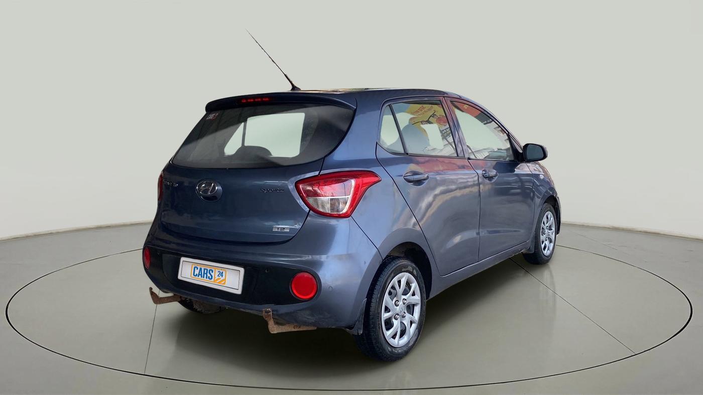 2017 Hyundai Grand i10 SPORTZ 1.2 KAPPA VTVT, Petrol, Manual, 22,702 km, Right Back Diagonal