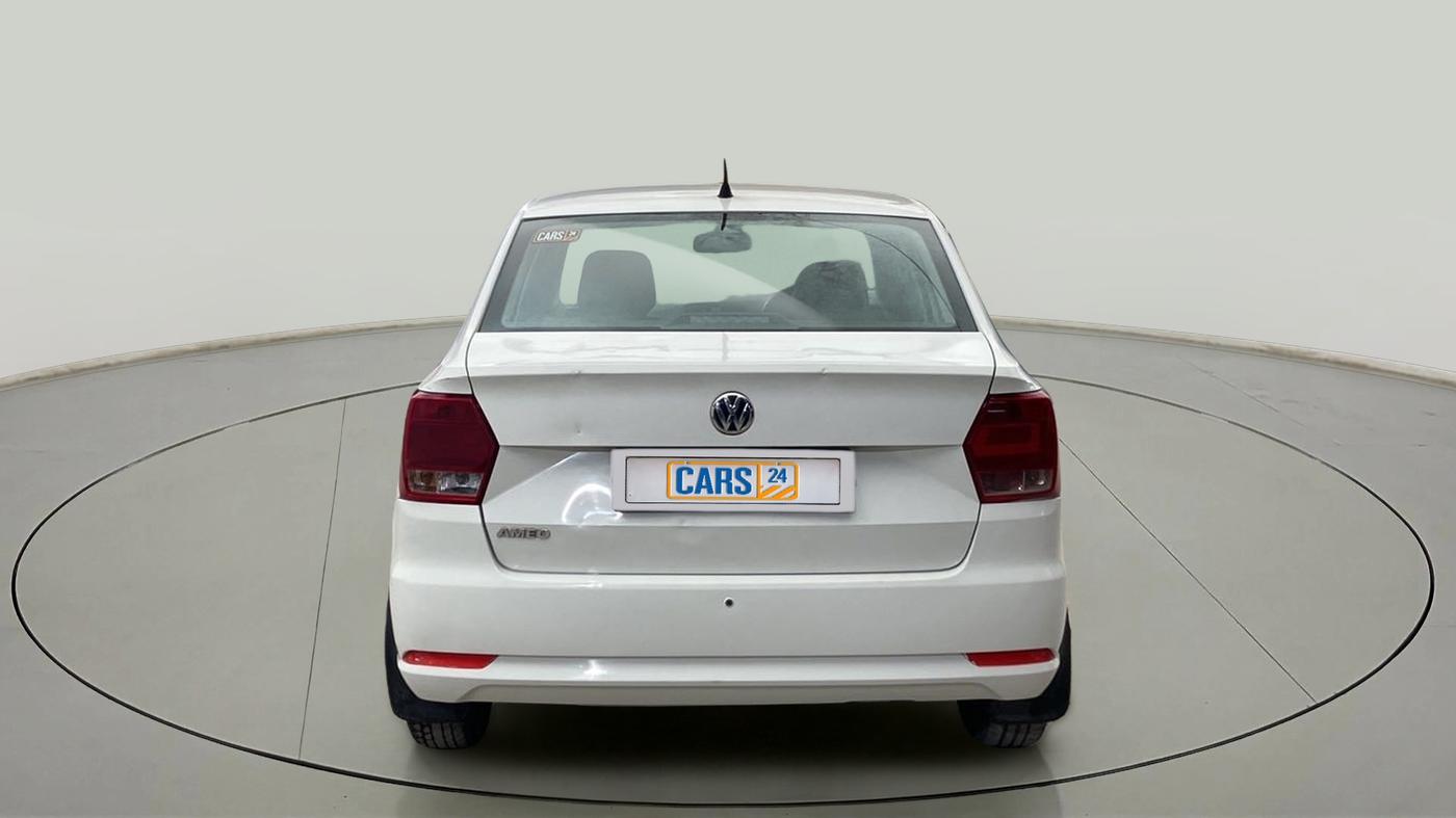 2017 Volkswagen Ameo TRENDLINE 1.2L, Petrol, Manual, 67,835 km, Back/Rear