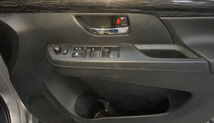 2021 Maruti XL6 ZETA MT, Petrol, Manual, 19,954 km, Driver Side Door Panels Control