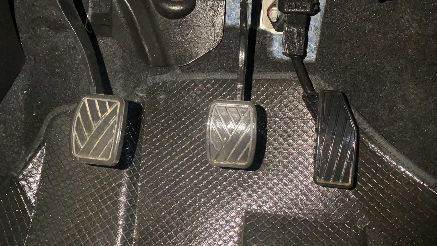 2021 Maruti XL6 ZETA MT, Petrol, Manual, 19,954 km, Pedals