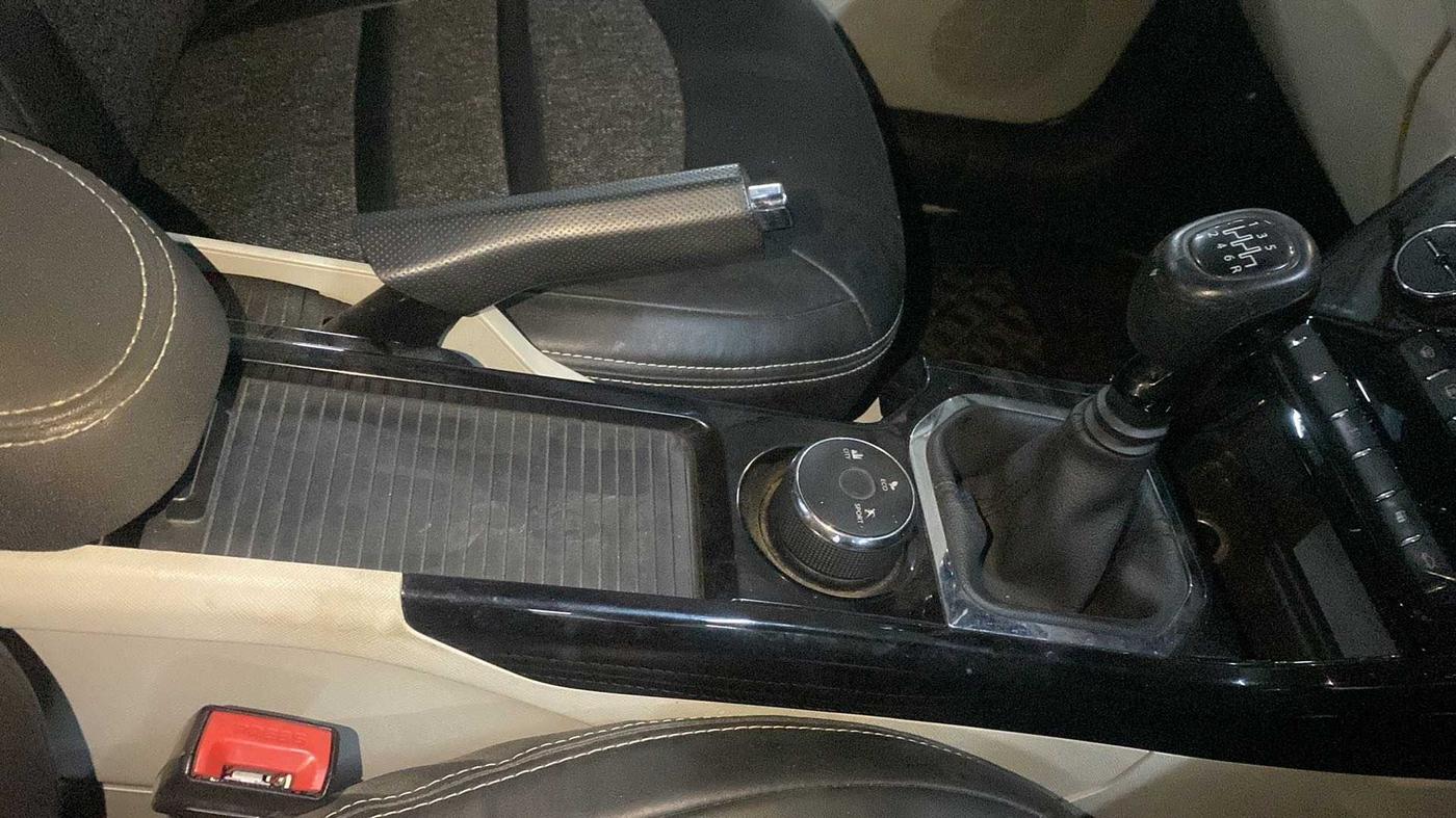 2021 Tata NEXON XZ PLUS PETROL, Petrol, Manual, 22,404 km, Gear Lever
