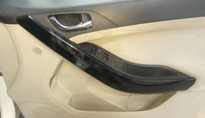 2021 Tata NEXON XZ PLUS PETROL, Petrol, Manual, 22,404 km, Driver Side Door Panels Control
