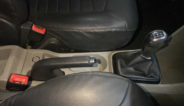 2017 Tata Tiago XT PETROL, Petrol, Manual, 68,218 km, Gear Lever