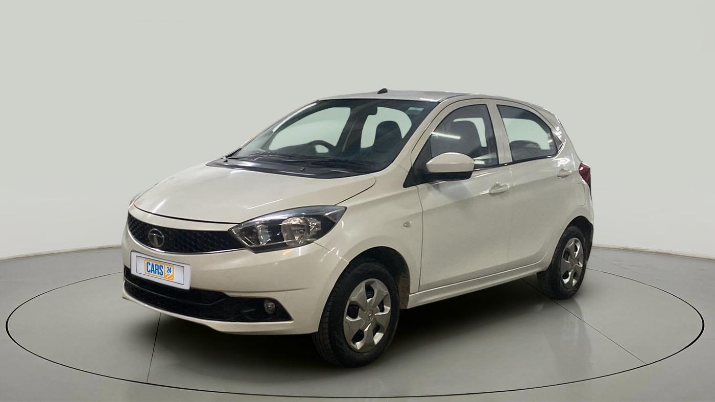 2017 Tata Tiago XT PETROL, Petrol, Manual, 68,218 km, Left Front Diagonal
