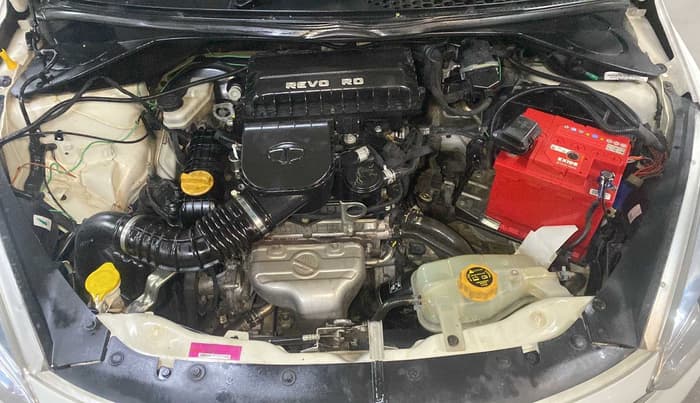 2017 Tata Tiago XT PETROL, Petrol, Manual, 68,218 km, Open Bonet