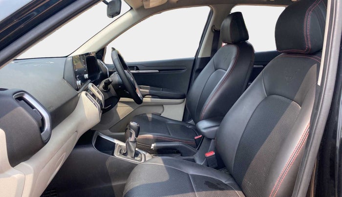 2020 KIA SONET HTX 1.0 IMT, Petrol, Manual, 29,736 km, Right Side Front Door Cabin