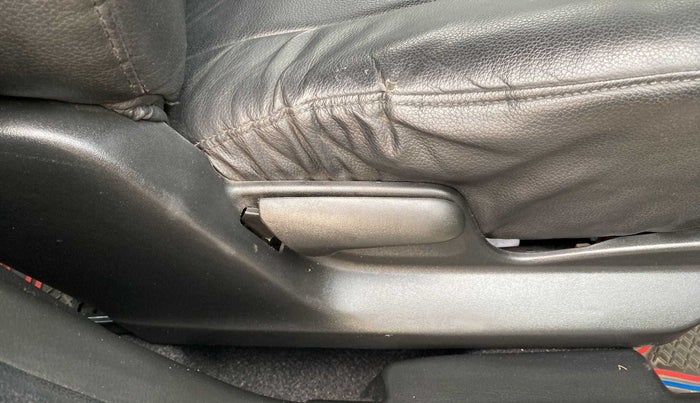 2014 Maruti Swift VXI, Petrol, Manual, 51,436 km, Driver Side Adjustment Panel
