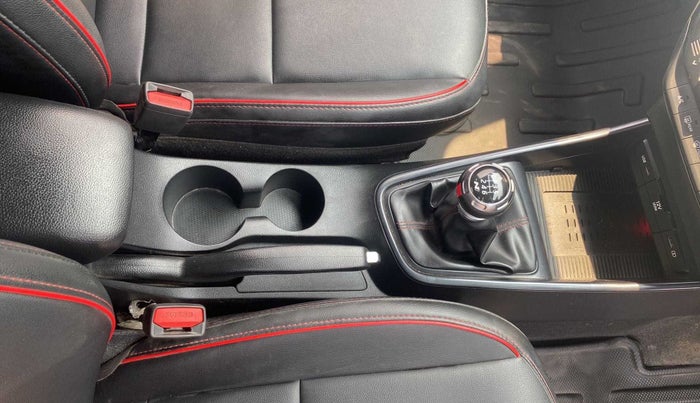 2021 Hyundai NEW I20 N LINE N8 1.0 TURBO GDI IMT, Petrol, Manual, 28,212 km, Gear Lever