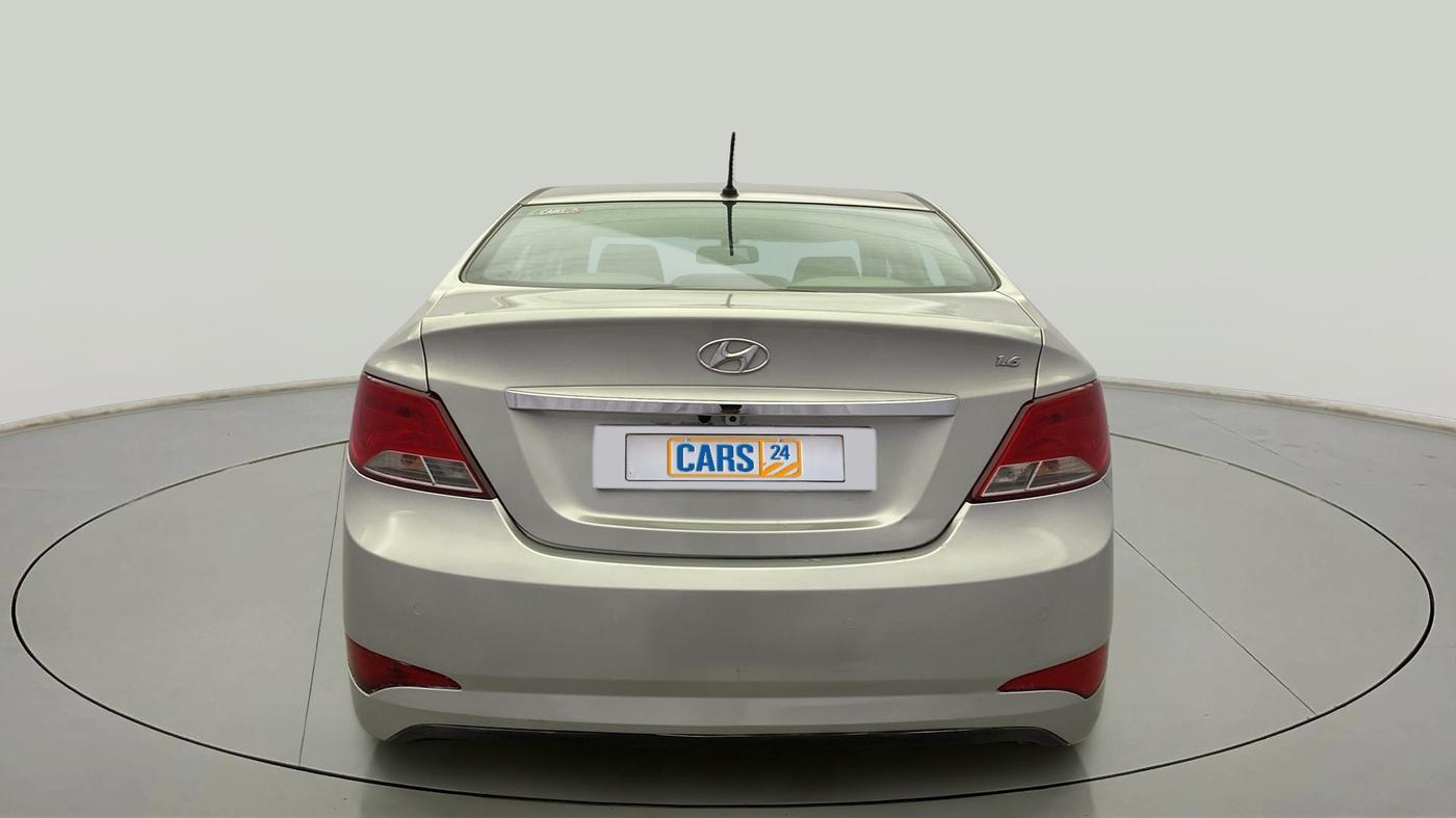 2015 Hyundai Verna FLUIDIC 4S 1.6 VTVT S, Petrol, Manual, 79,862 km, Back/Rear