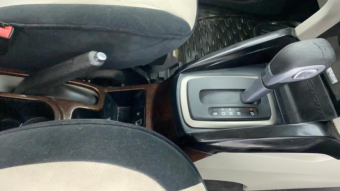 2015 Ford Ecosport 1.5 TITANIUM TI VCT AT, Petrol, Automatic, 68,309 km, Gear Lever